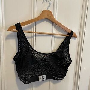 NWT Calvin Klein unlined bralette SOLD OUT